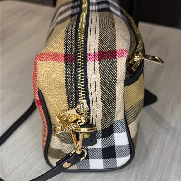 Designer Beige and Black Crossbody Bag with Red Accents - Picture 2 of 10